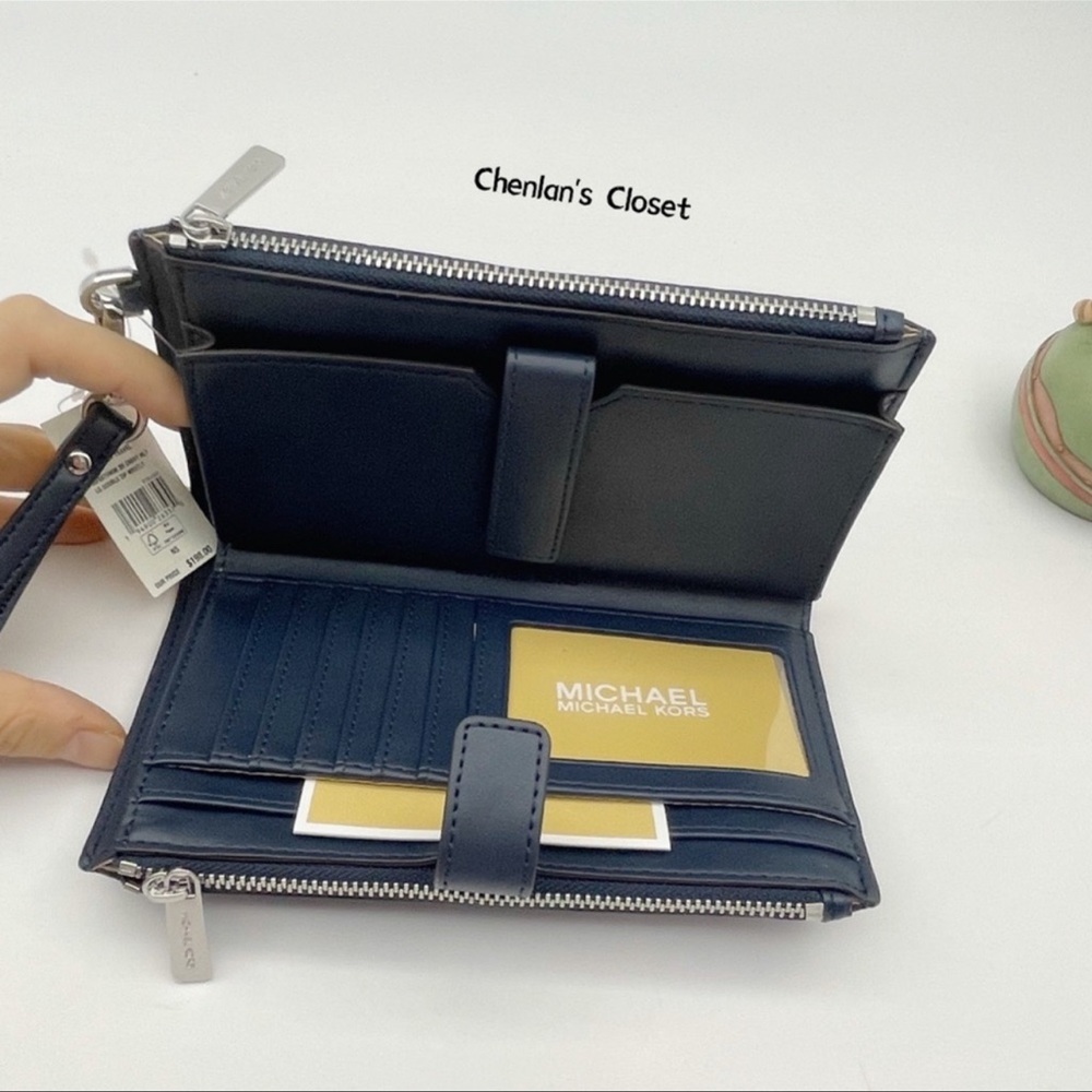 🔥HP🎉NeW! Michael Kors Gilly Drawstring Tote Set - Picture 7 of 9